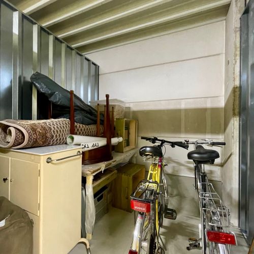 Fuenf-qm-locker-befuellt