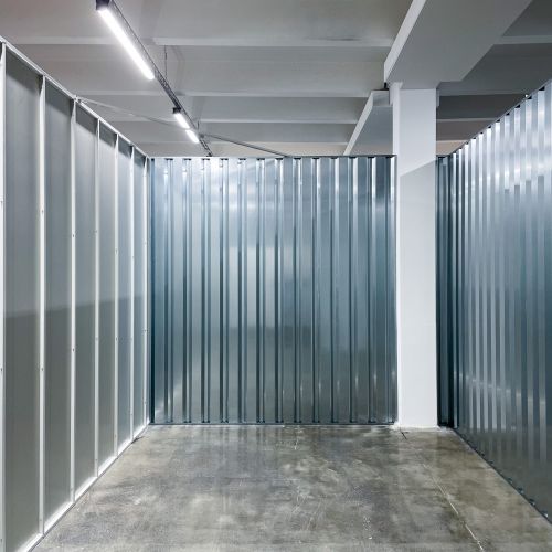 Grosses-Storage-im-EG